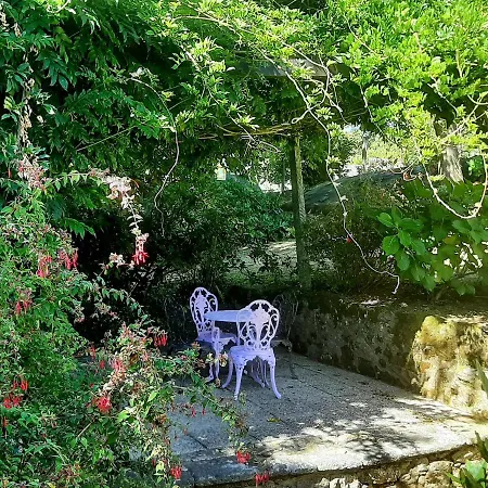 As Seis Chemineas San Julian De Sales