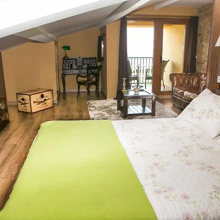 As Seis Chemineas * San Julian De Sales