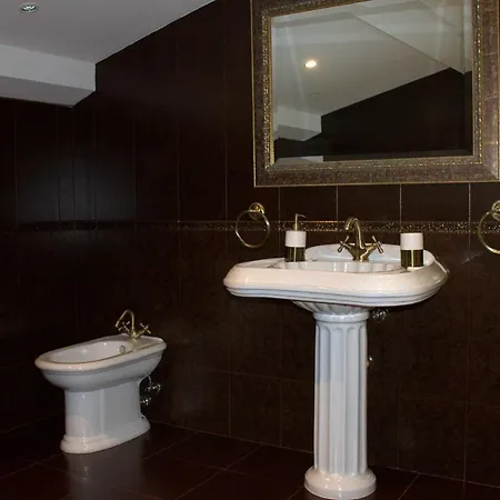 Chalé As Seis Chemineas *