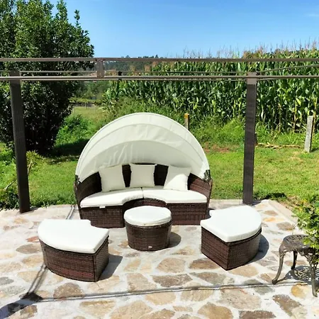 Chalé As Seis Chemineas