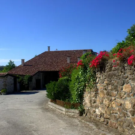 As Seis Chemineas Dağ evi San Julian De Sales